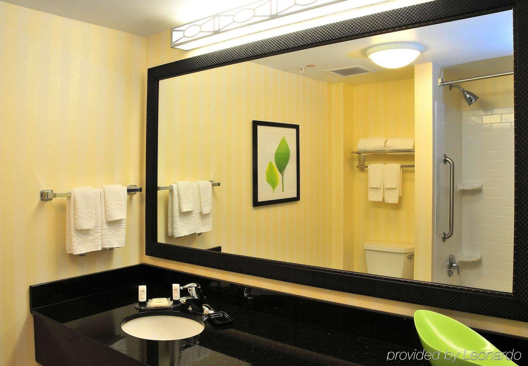 Fairfield Inn And Suites By Marriott Норт Плат Екстериор снимка