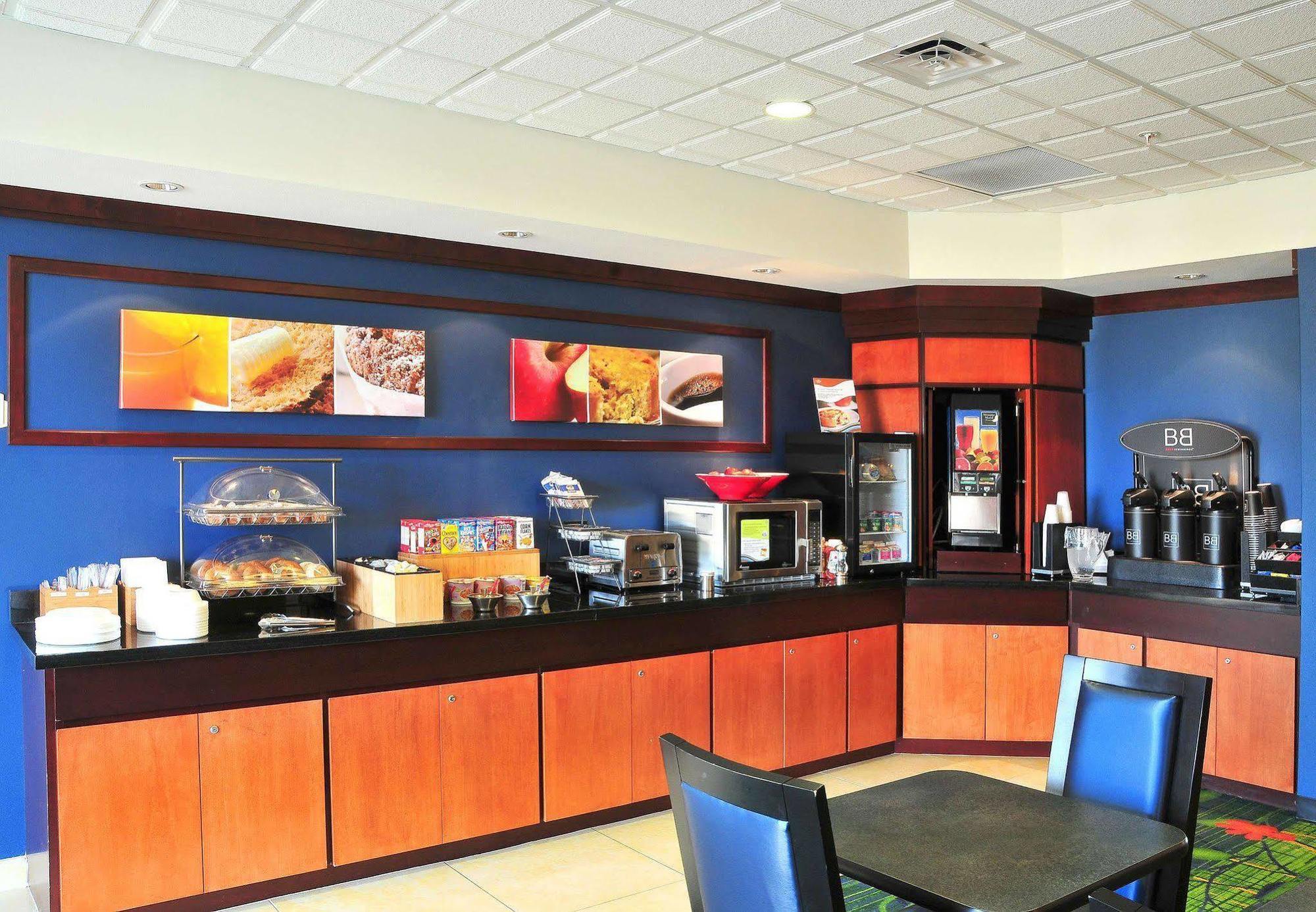 Fairfield Inn And Suites By Marriott Норт Плат Екстериор снимка